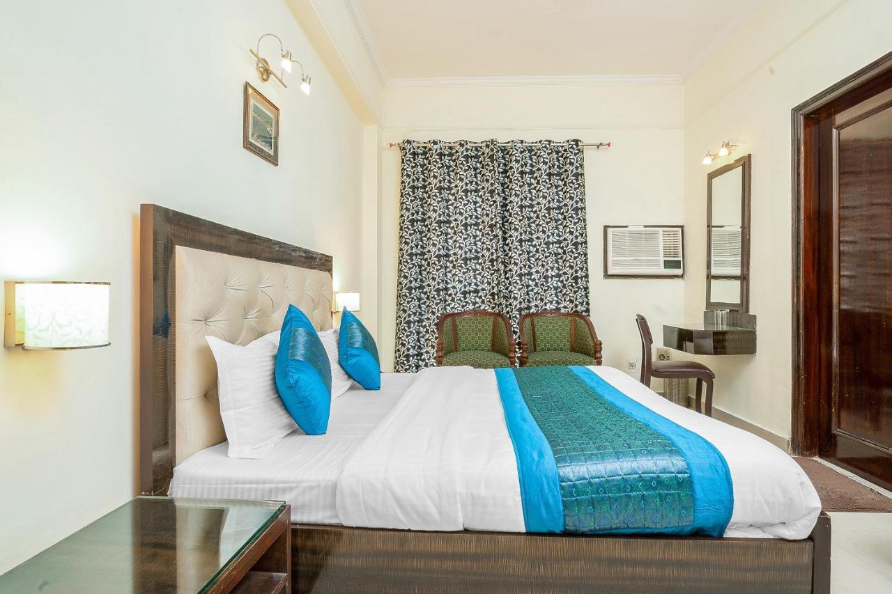 Oyo 14245 Amitabh Guest House New Delhi Extérieur photo