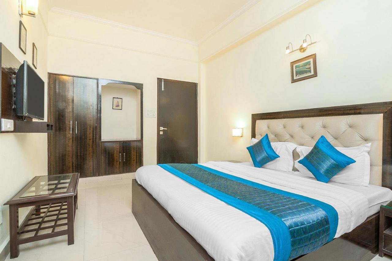 Oyo 14245 Amitabh Guest House New Delhi Extérieur photo